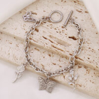 Retro Flower Butterfly Bracelet, Stainless Steel 18K Gold  Plated.